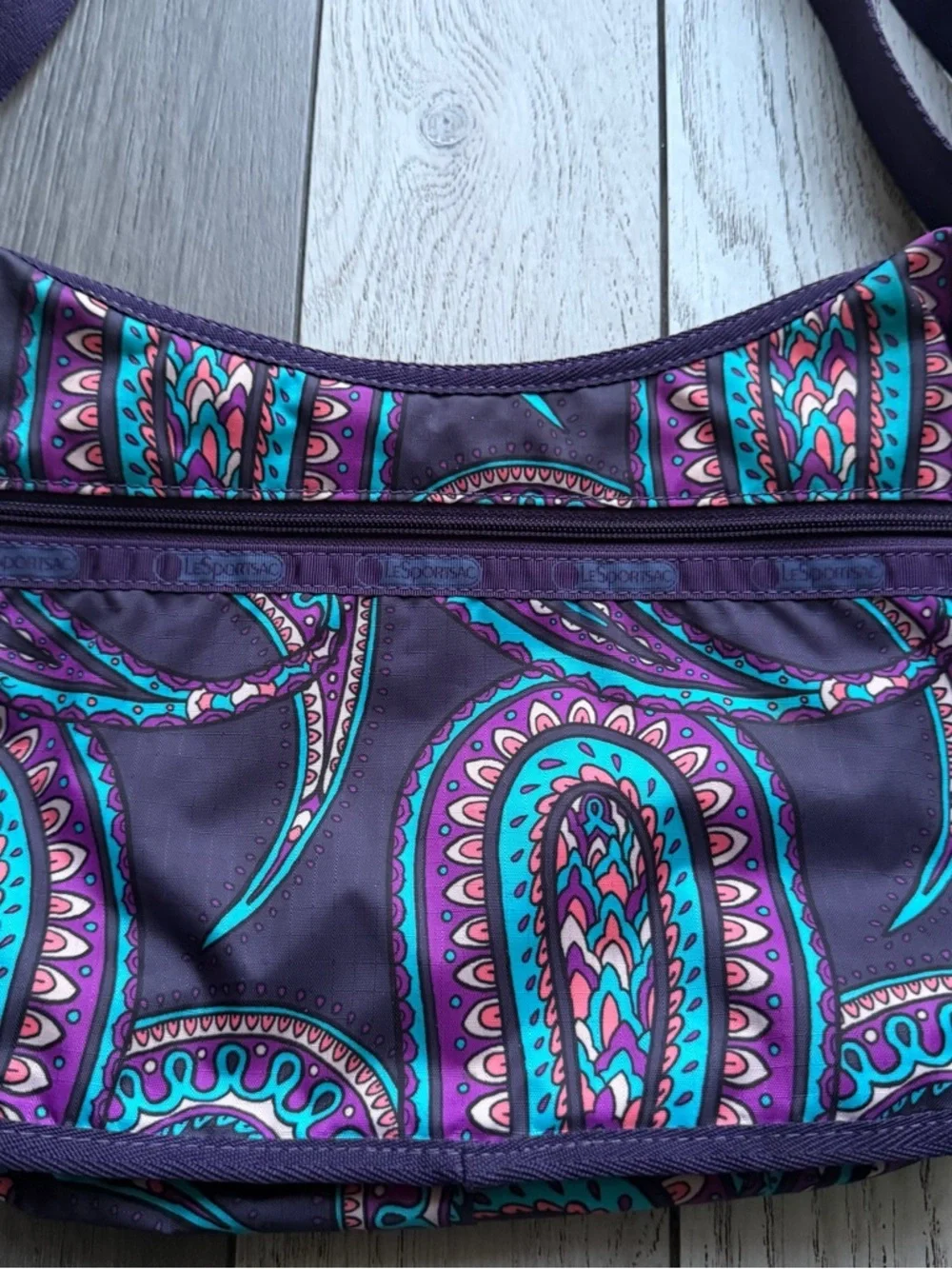 LeSportsac Purple Paisley Crossbody Shoulder Bag - Picture 2 of 5